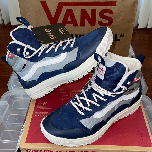 New VANS Ultrarange EXO Hi Gore-Tex MTE 2 in Dress Blue/ High Rise - Picture 2 of 16